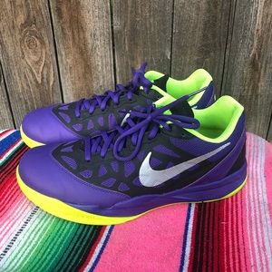 nike zoom attero 2